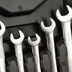 Hyundai Gereedschapset 61-delig -Hbm-machines 59656 6.jpg 1200x600 14175ebc88