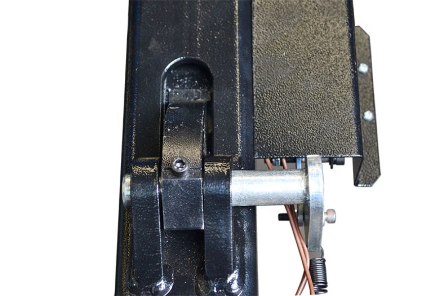 HBM Hydraulische Verrijdbare Autopoetsbrug, Bandenbrug, Hefbrug 2800 Kg 8 HBM Hydraulische Verrijdbare Autopoetsbrug, Bandenbrug, Hefbrug 2800 Kg - Afbeelding 8