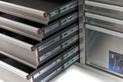 HBM Werkbank 158 Cm 10 Laden Met Deur En Achterwand, RVS 15 HBM Werkbank 158 Cm 10 Laden Met Deur En Achterwand, RVS -Hbm-machines hbm 014 137.jpg 1200x600 d088bebc88