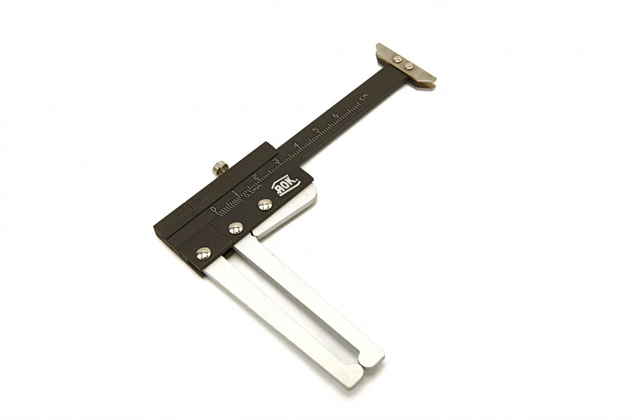 AOK Remschijf Dikte En Bandenprofiel Dieptemeter 1 AOK Remschijf Dikte En Bandenprofiel Dieptemeter