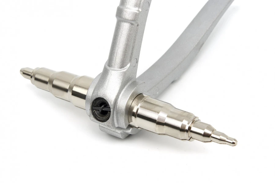 HBM Buisoprekker, Buisexpander Voor Koperen Buizen Van 6 Tot 22 Mm. 1 HBM Buisoprekker, Buisexpander Voor Koperen Buizen Van 6 Tot 22 Mm.