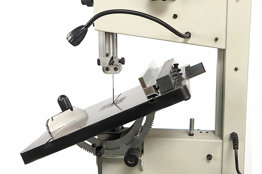 HBM 300 Profi Houtlintzaagmachine 3 HBM 300 Profi Houtlintzaagmachine - Afbeelding 3