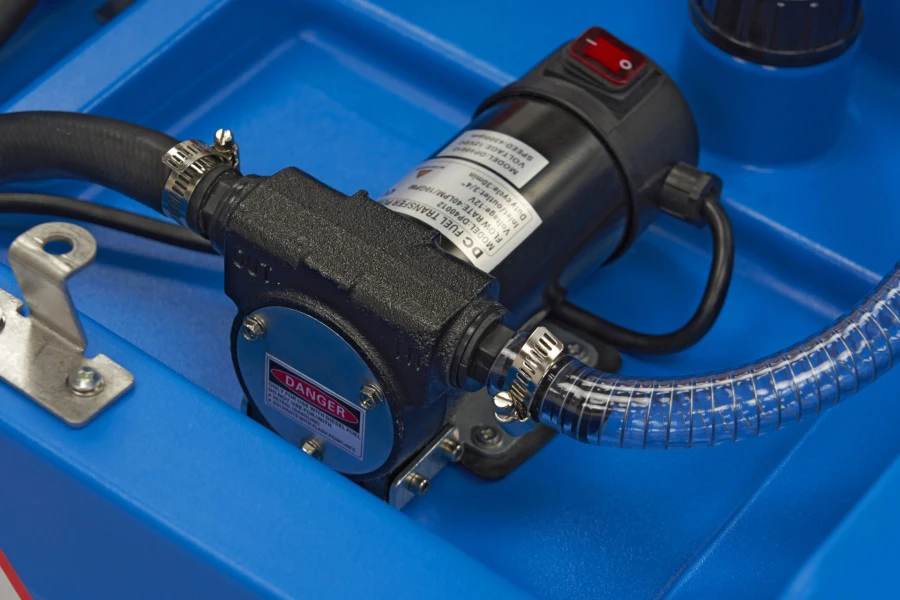 HBM 12 Volt 400 Liter Kunststof Mobiele Dieseltank 6 HBM 12 Volt 400 Liter Kunststof Mobiele Dieseltank - Afbeelding 6