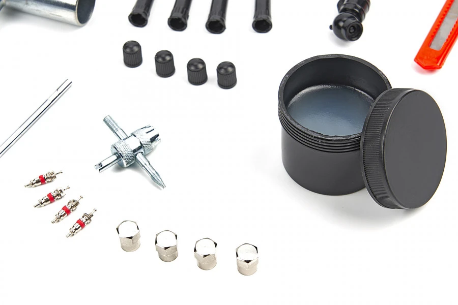 HBM 64 Delige Bandenreparatieset Compleet 3 HBM 64 Delige Bandenreparatieset Compleet - Afbeelding 3