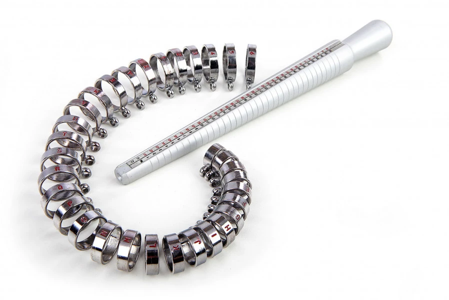 HBM Aluminium Ringstok Met Ringmaten 1 HBM Aluminium Ringstok Met Ringmaten