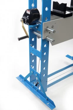 HBM 75 Ton Hydraulische En Pneumatische Raamwerkpers / Werkplaatspers 10 HBM 75 Ton Hydraulische En Pneumatische Raamwerkpers / Werkplaatspers -Hbm-machines hbm p 0319.jpg 1200x600 2f8a0ebc88